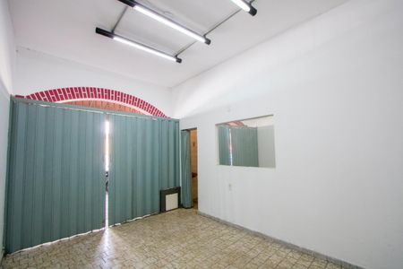 Casa à venda com 118m², 2 quartos e 1 vagaGaragem