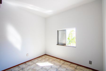 Casa à venda com 118m², 2 quartos e 1 vagaQuarto 2