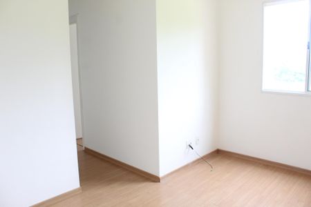 Sala de apartamento para alugar com 2 quartos, 45m² em Petrópolis, Cotia
