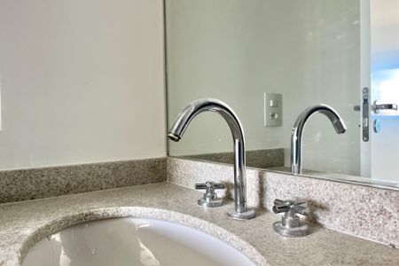 Apartamento para alugar com 28m², 1 quarto e sem vagaBanheiro da Suíte