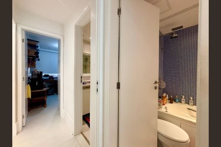 Apartamento à venda com 90m², 2 quartos e 1 vaga Apartamento à venda com 90m², 2 quartos e 1 vagaSuíte