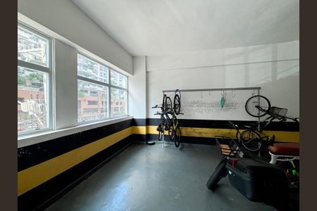 Apartamento à venda com 90m², 2 quartos e 1 vaga Apartamento à venda com 90m², 2 quartos e 1 vagaGaragem