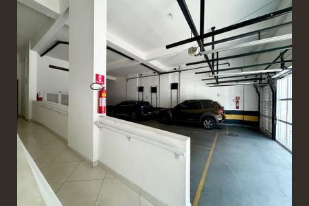 Apartamento à venda com 90m², 2 quartos e 1 vaga Apartamento à venda com 90m², 2 quartos e 1 vagaPortaria - Garagem