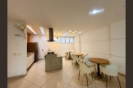 Apartamento à venda com 90m², 2 quartos e 1 vaga Apartamento à venda com 90m², 2 quartos e 1 vagaÁrea comum - salão de festas