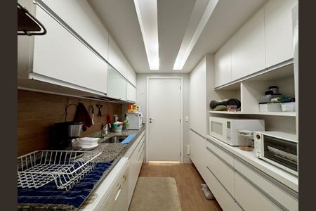 Apartamento à venda com 90m², 2 quartos e 1 vaga Apartamento à venda com 90m², 2 quartos e 1 vagaCozinha