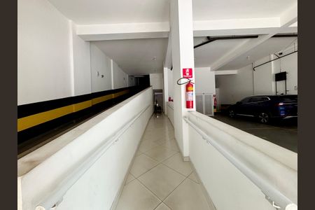 Apartamento à venda com 90m², 2 quartos e 1 vaga Apartamento à venda com 90m², 2 quartos e 1 vagaPortaria