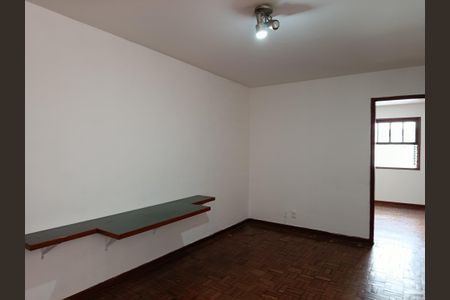 Apartamento para alugar com 68m², 2 quartos e sem vagaSala