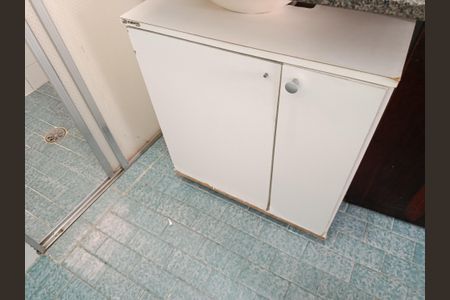 Apartamento para alugar com 68m², 2 quartos e sem vagaBanheiro