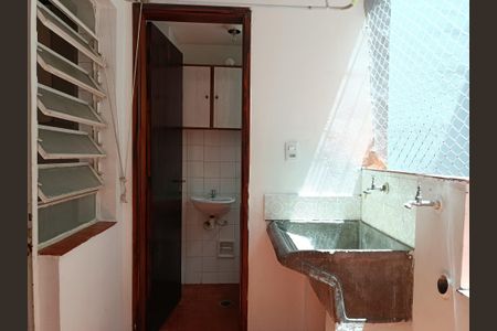 Apartamento para alugar com 68m², 2 quartos e sem vagaÁrea de Serviço