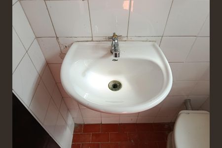 Apartamento para alugar com 68m², 2 quartos e sem vagaÁrea de Serviço - banheiro