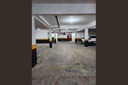 Apartamento para alugar com 39m², 1 quarto e 2 vagas Apartamento para alugar com 39m², 1 quarto e 2 vagasGaragem