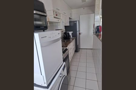 Apartamento para alugar com 73m², 2 quartos e 1 vagaCozinha