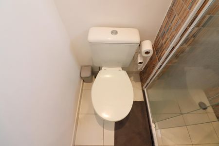 Apartamento à venda com 86m², 2 quartos e 2 vagasQuarto 1 - Suíte Banheiro 