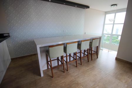 Apartamento para alugar com 120m², 2 quartos e 2 vagas