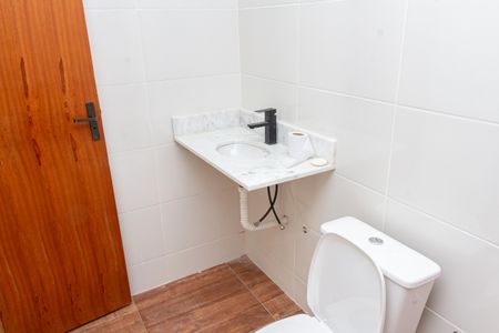 Casa para alugar com 94m², 2 quartos e 2 vagas Casa para alugar com 94m², 2 quartos e 2 vagasBanheiro da Suíte 2