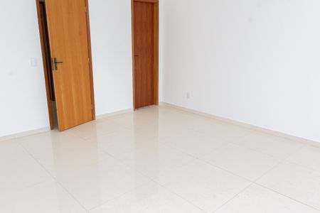 Casa para alugar com 94m², 2 quartos e 2 vagas Casa para alugar com 94m², 2 quartos e 2 vagasQuarto Suíte
