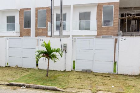 Casa para alugar com 94m², 2 quartos e 2 vagas Casa para alugar com 94m², 2 quartos e 2 vagasFachada