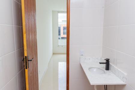 Casa para alugar com 94m², 2 quartos e 2 vagas Casa para alugar com 94m², 2 quartos e 2 vagasBanheiro da Suíte