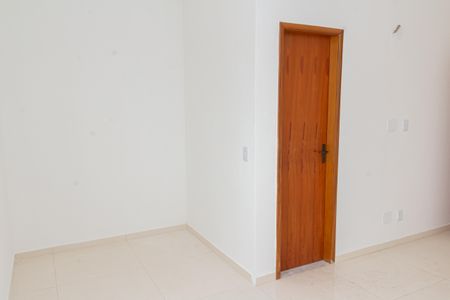 Casa para alugar com 94m², 2 quartos e 2 vagas Casa para alugar com 94m², 2 quartos e 2 vagasQuarto 2 - Suíte