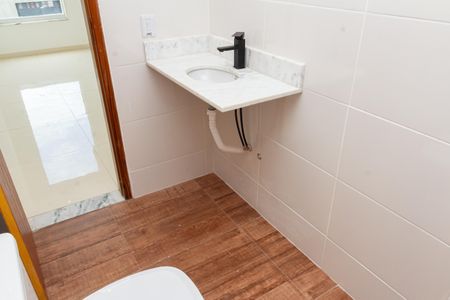 Casa para alugar com 94m², 2 quartos e 2 vagas Casa para alugar com 94m², 2 quartos e 2 vagasBanheiro da Suíte