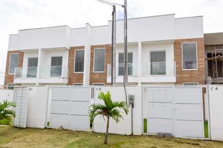 Casa para alugar com 94m², 2 quartos e 2 vagas Casa para alugar com 94m², 2 quartos e 2 vagasFachada