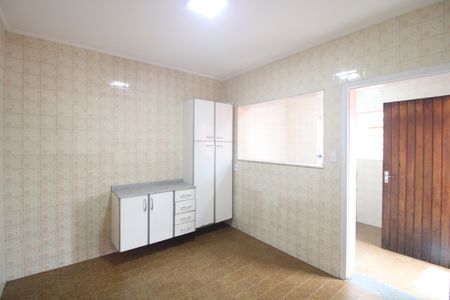 Casa para alugar com 250m², 3 quartos e 8 vagasCozinha