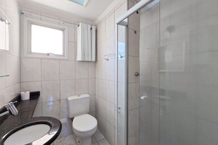 Apartamento à venda com 71m², 3 quartos e 1 vagaBanheiro Social 