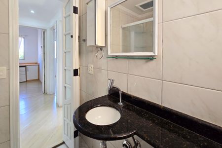 Apartamento à venda com 71m², 3 quartos e 1 vagaBanheiro Social