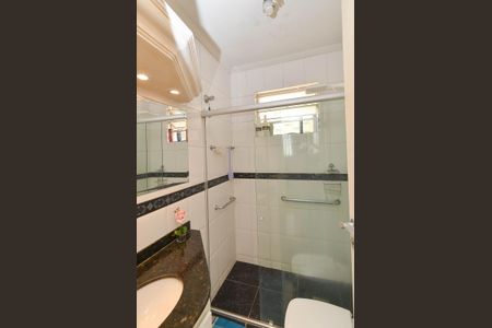 Casa à venda com 185m², 4 quartos e 7 vagasBanheiro