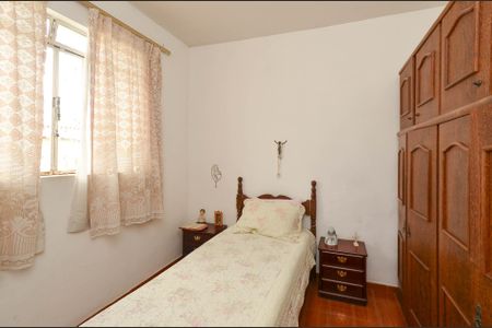 Casa à venda com 185m², 4 quartos e 7 vagasQuarto 1