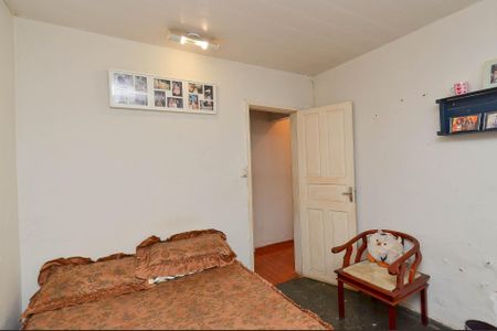 Casa à venda com 185m², 4 quartos e 7 vagasQuarto 2