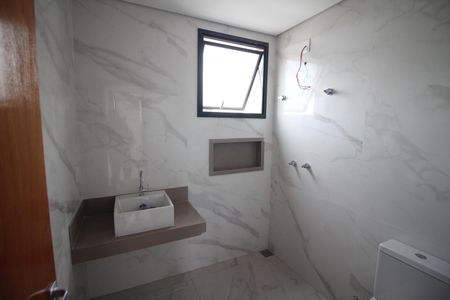 Apartamento para alugar com 170m², 3 quartos e 2 vagasBanheiro