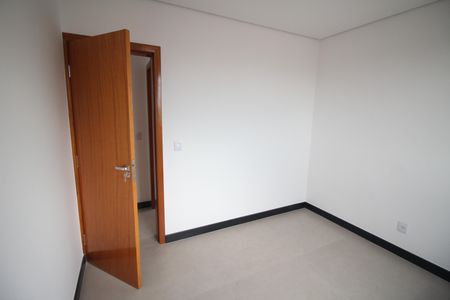 Apartamento para alugar com 170m², 3 quartos e 2 vagasQuarto 2