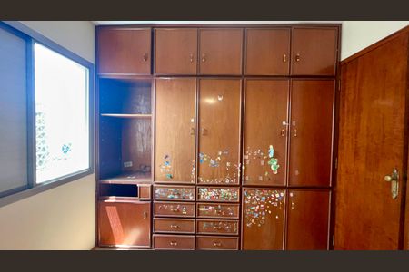 Apartamento para alugar com 84m², 2 quartos e 1 vagaQuarto