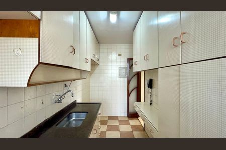 Apartamento para alugar com 84m², 2 quartos e 1 vagaCozinha