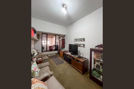 Casa à venda com 3 quartos, 280m² em Cambuci, São Paulo