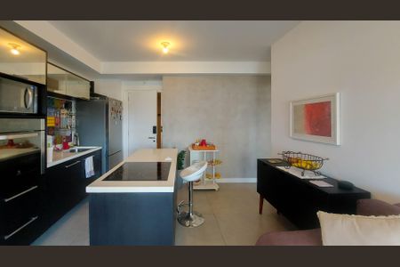 Sala de apartamento à venda com 2 quartos, 66m² em Parque Industrial Tomas Edson, São Paulo