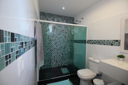 Casa de condomínio à venda com 600m², 4 quartos e 3 vagasQuarto 3 - Suíte