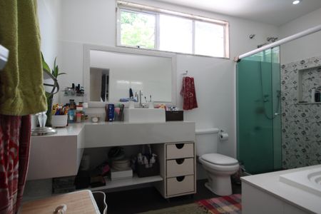 Casa de condomínio à venda com 600m², 4 quartos e 3 vagasQuarto 4 - Suíte