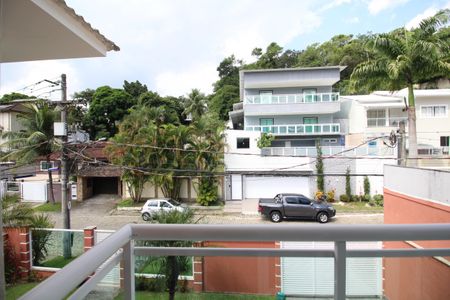 Casa de condomínio à venda com 600m², 4 quartos e 3 vagasQuarto 2 - Varanda