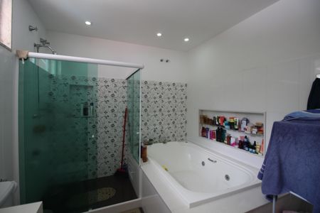 Casa de condomínio à venda com 600m², 4 quartos e 3 vagasQuarto 4 - Suíte