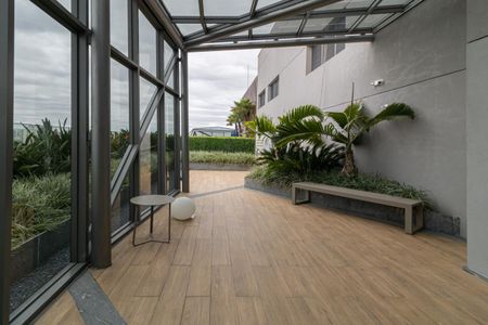 Apartamento à venda com 77m², 2 quartos e 1 vaga Apartamento à venda com 77m², 2 quartos e 1 vagaÁrea comum - Acesso à Piscina