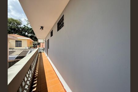 Casa à venda com 254m², 4 quartos e 3 vagas Casa à venda com 254m², 4 quartos e 3 vagasSacada Suíte 3 e 4