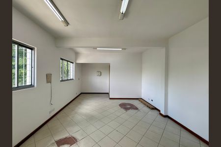 Casa à venda com 254m², 4 quartos e 3 vagas Casa à venda com 254m², 4 quartos e 3 vagasSuíte 2