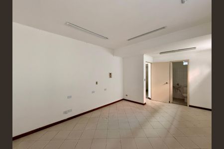 Casa à venda com 254m², 4 quartos e 3 vagas Casa à venda com 254m², 4 quartos e 3 vagasCozinha