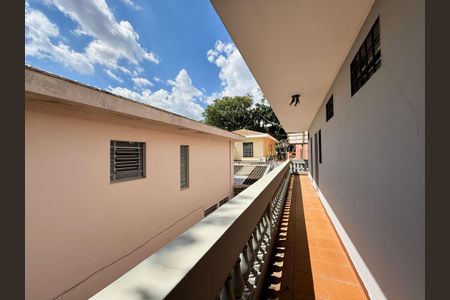 Casa à venda com 254m², 4 quartos e 3 vagas Casa à venda com 254m², 4 quartos e 3 vagasSacada Suíte 3 e 4