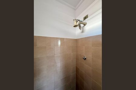 Casa à venda com 254m², 4 quartos e 3 vagas Casa à venda com 254m², 4 quartos e 3 vagasBanheiro Suíte 2