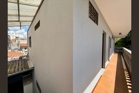 Casa à venda com 254m², 4 quartos e 3 vagas Casa à venda com 254m², 4 quartos e 3 vagasSacada Suíte 3 e 4