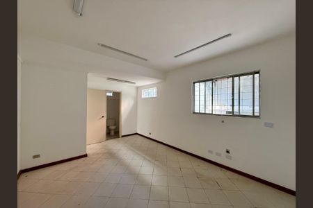 Casa à venda com 254m², 4 quartos e 3 vagas Casa à venda com 254m², 4 quartos e 3 vagasCozinha