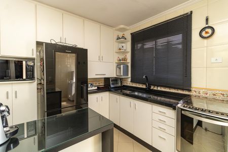 Apartamento à venda com 160m², 3 quartos e 2 vagas Apartamento à venda com 160m², 3 quartos e 2 vagasCozinha